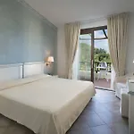 فندق Stelle Marine 4*